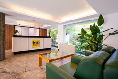 Oriva King's Court - 700M From Calangute Beach, Goa