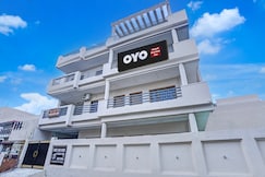 Hotel O Pristine inn, Prayagraj