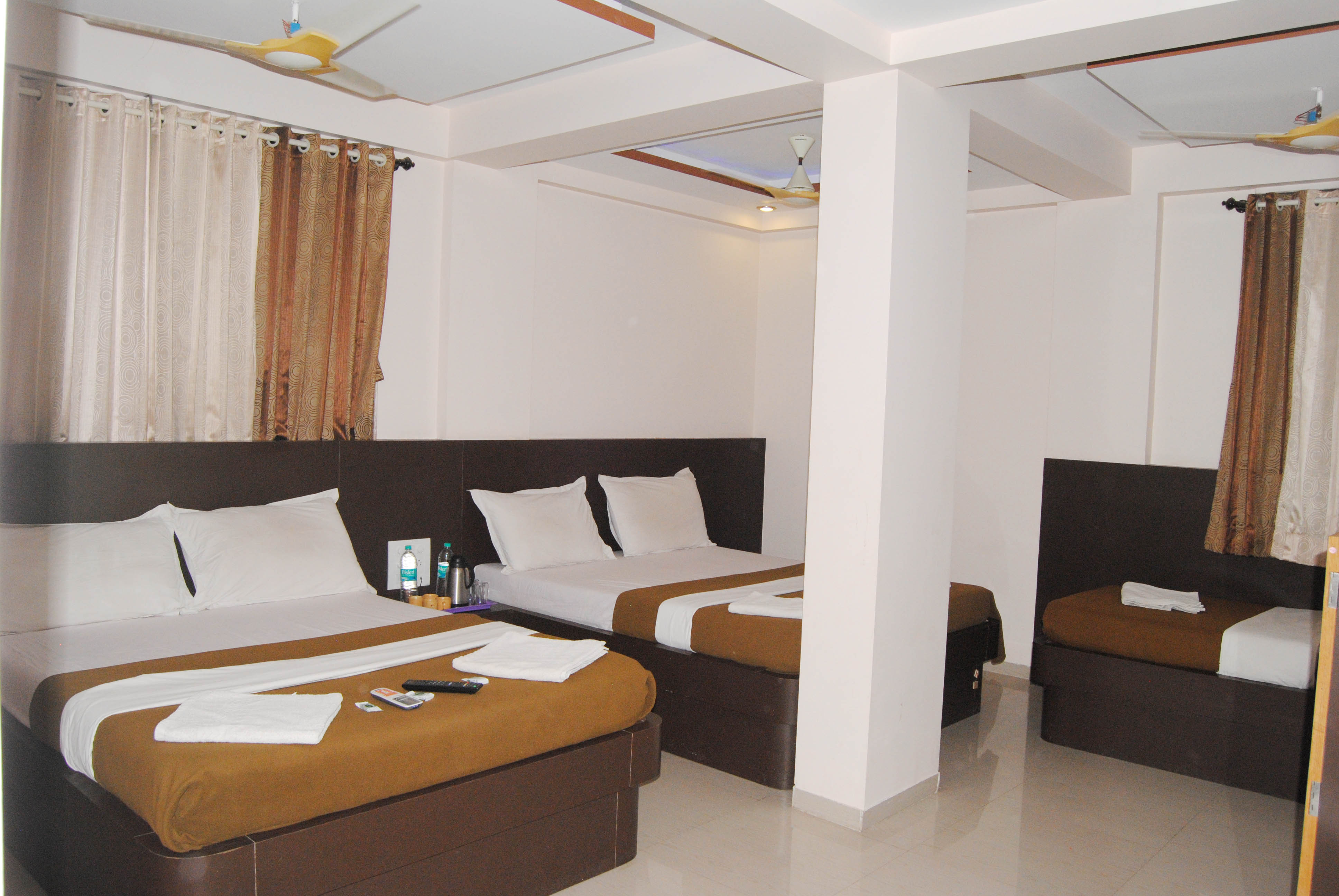 Hotel Krishna Sai Kutir - Tap to explore photos