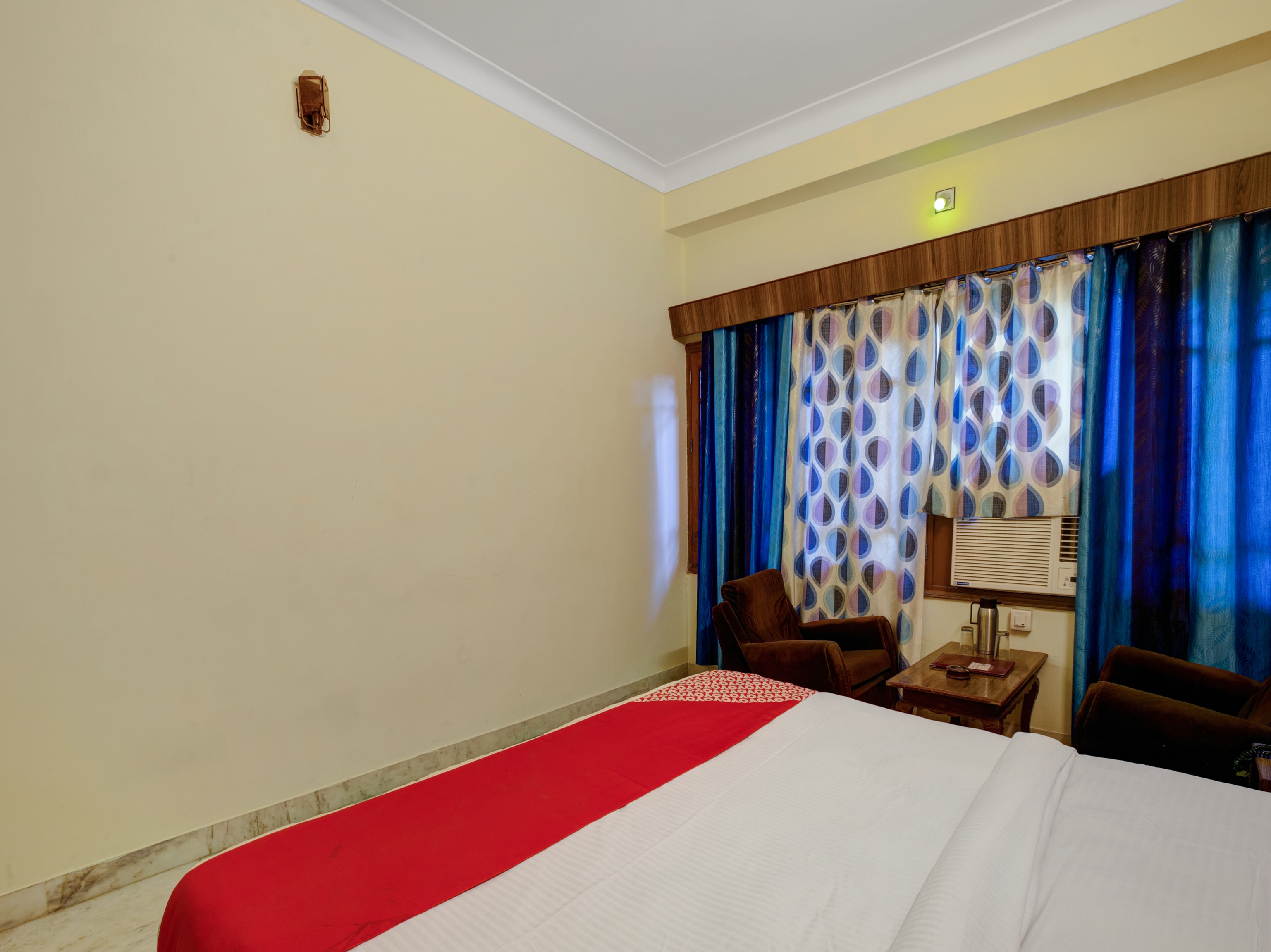 Hotel Vinayakam - Tap to explore photos