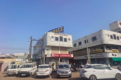 Hotel O Unity Guest House, Dediapada