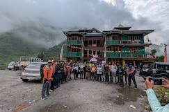 Lake View Resort, Nichar