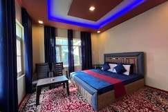 ARYAN GRAND PALACE, Bandipore