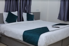 Hotel Aadya Executive, Pune