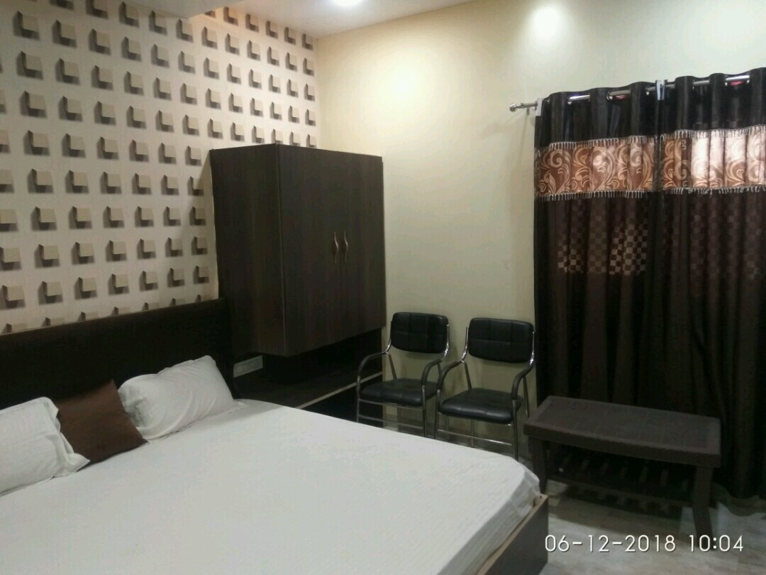 Hotel Geeta Residency - Tap to explore photos