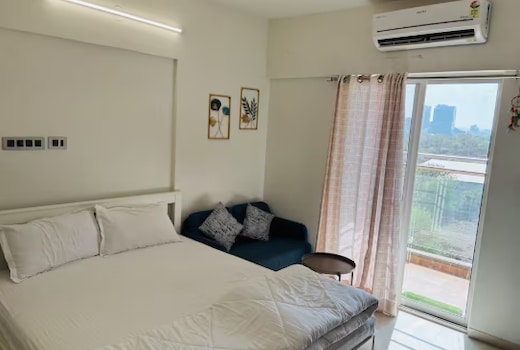 Spacious studio near Pune Airport