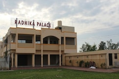 Radhika Hotel and Veg Restaurant, Mandla