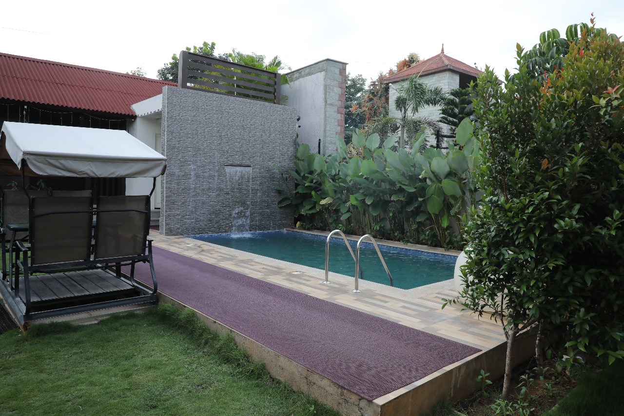 Hills Cottage - Wooden Villa at Nandi Hills - Tap to explore photos