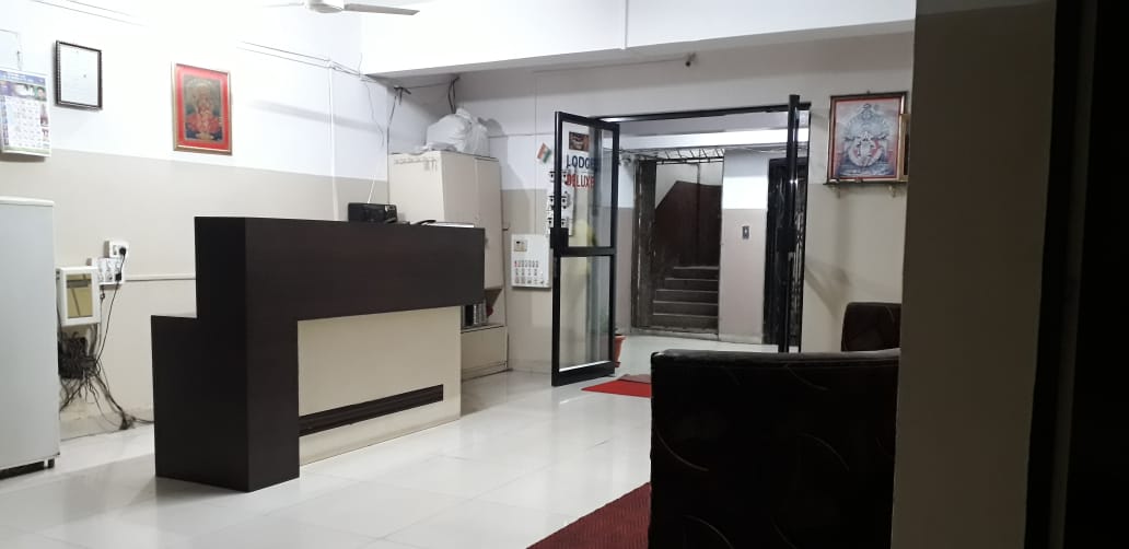 Photos of Priya Lodge Guest House in Kolhapur