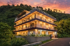 Hotel Creek Valley, Mussoorie, Mussoorie