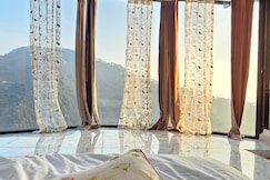 Snow Biscuit Mountain Resort, Dharamshala