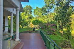 Avondale Cottage | River-view Rooms, Munnar