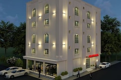 HOTEL  RAJA MAHAL, Chittoor