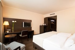 NH Danube City, Vienna