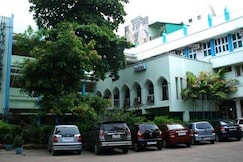 HOTEL PALM GROVE Nungambakkam, Chennai