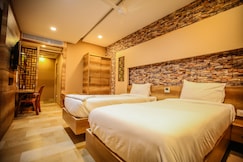 Flora Park Inn, Tirupur