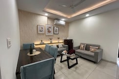 THE COZY NOOK by Aman D Host, Zirakpur