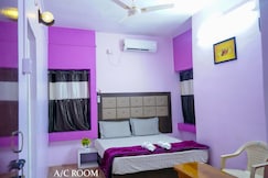 Bhakti Sankul Lodge