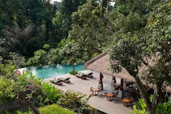 Adiwana Suweta, Bali