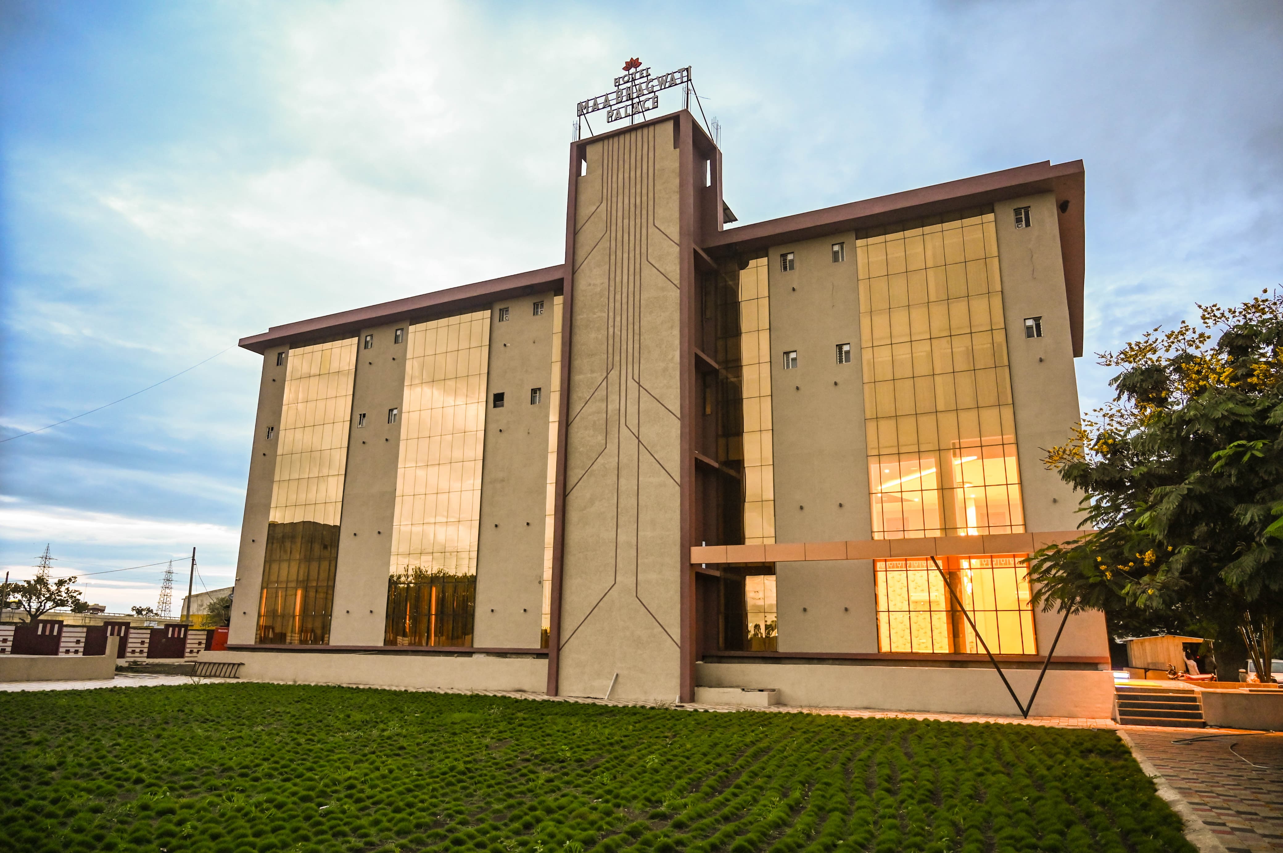 Hotel Maa Bhagwati Palace - Tap to explore photos
