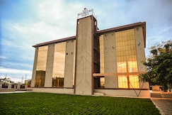 Hotel Maa Bhagwati Palace, Khandwa