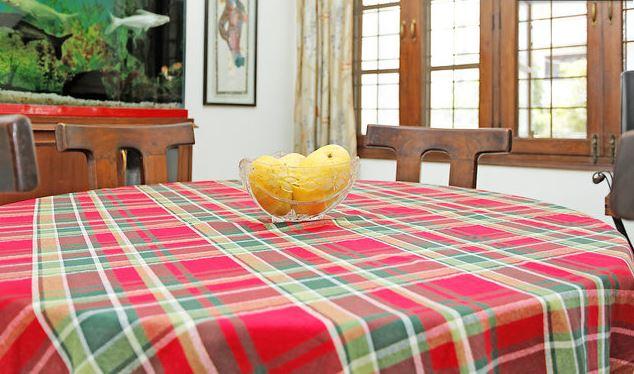 Private Room in Gurgaon ( DLF -3 ) B&B - Tap to explore photos