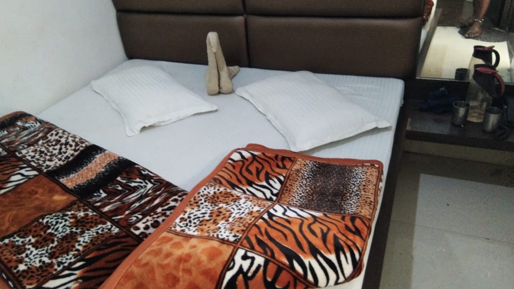 Vishal Homestay - Tap to explore photos