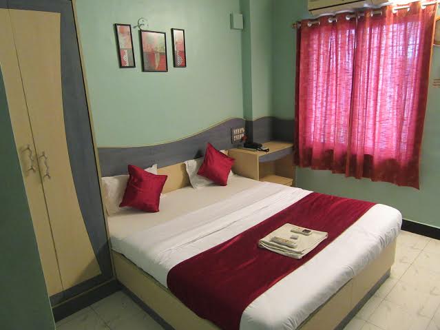Hotel Chhatrapati - Tap to explore photos