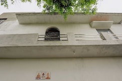 Hotel O Home Sweet Dreams, Gajraula