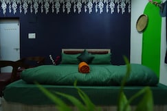 Park Nest - Nature Retreat 1RK, Hyderabad