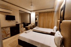 AARON HARIKANTA STAYZ  ( Rooms & Party ), Delhi