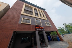 Hotel Anchor (300 meters RIIMS Hospital,Kokar Industrial Area), Ranchi