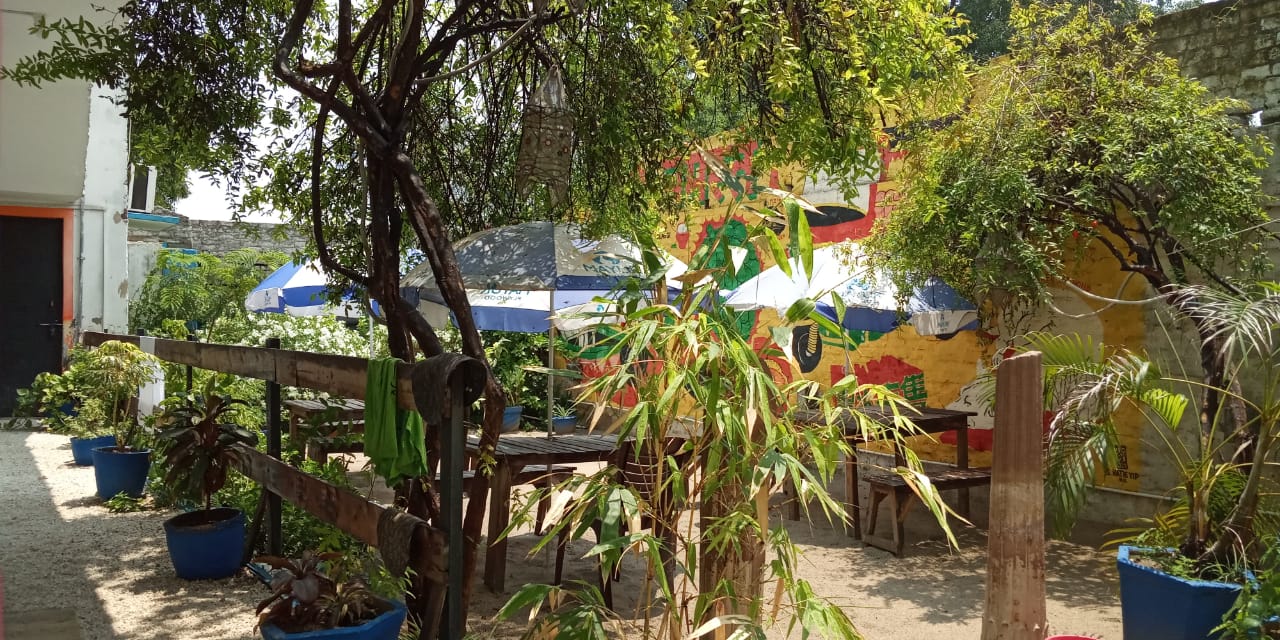 Om Home Guest House Varanasi - Tap to explore photos