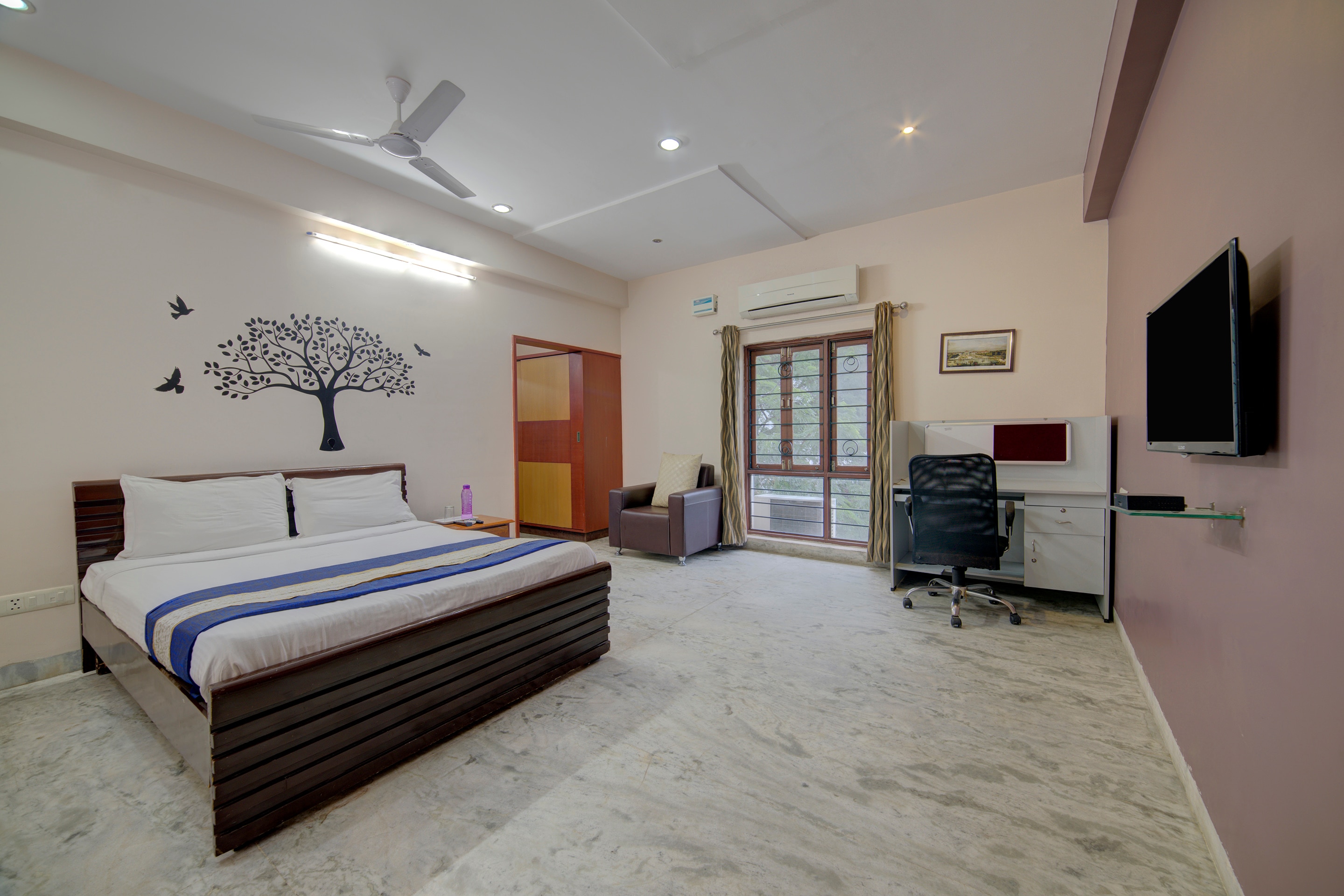 Swan Suites Gachibowli 𝗕𝗢𝗢𝗞 Hyderabad Aparthotel 𝘄𝗶𝘁𝗵 ₹𝟬 𝗣𝗔𝗬𝗠𝗘𝗡𝗧