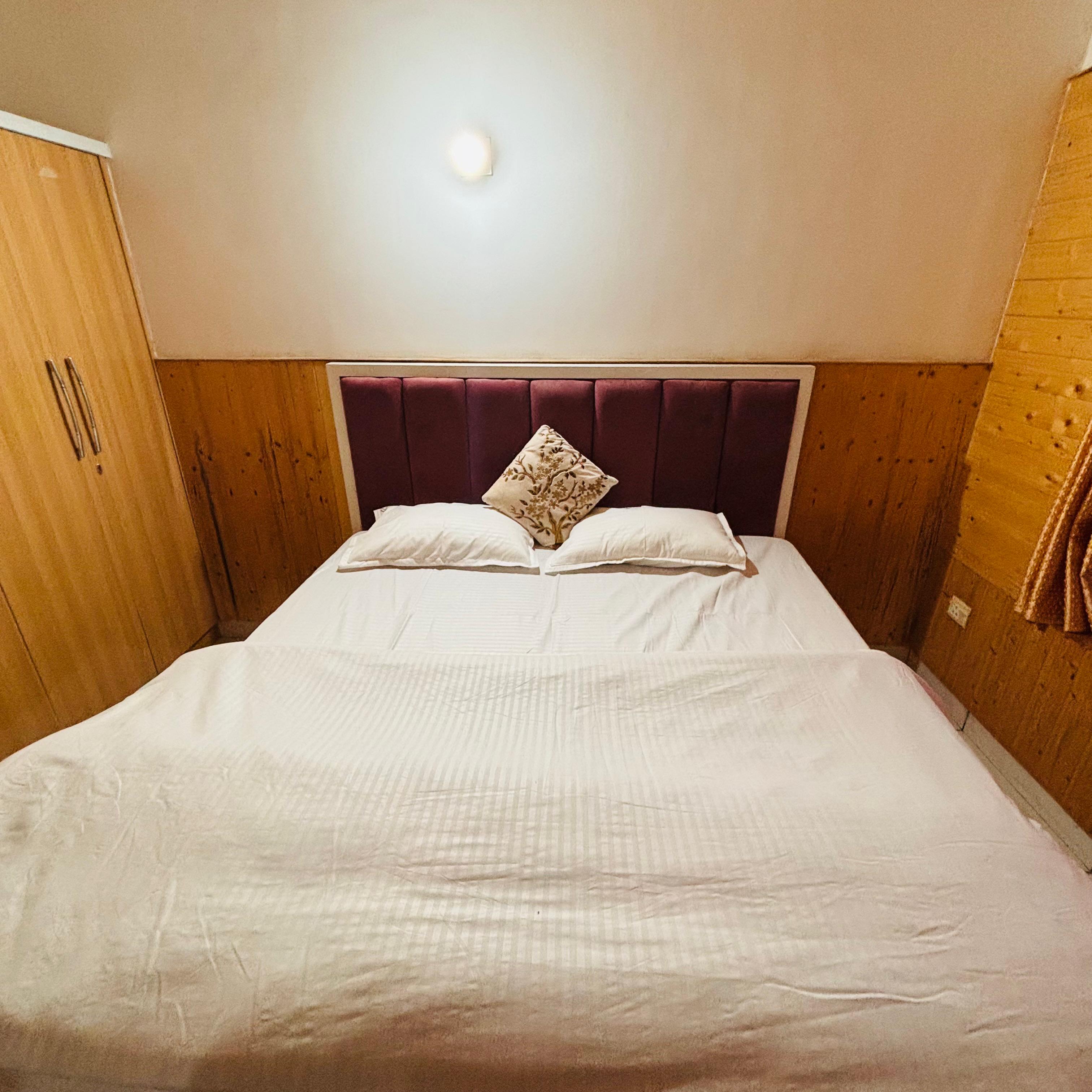 ROSEWOOD HOME STAY - Tap to explore photos