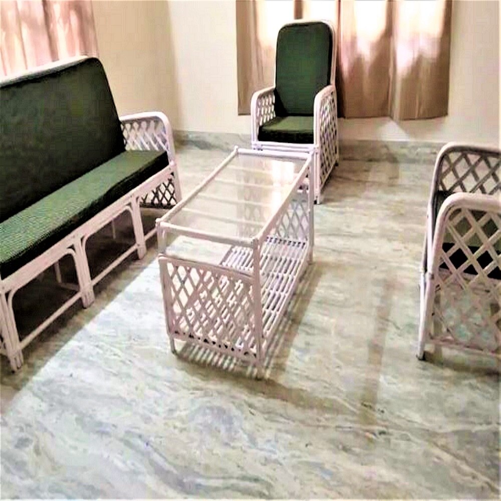 2bhk Home stay centrally located - Tap to explore photos
