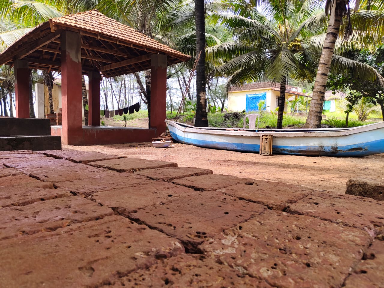 Suruchi Beach Resort - Tap to explore photos