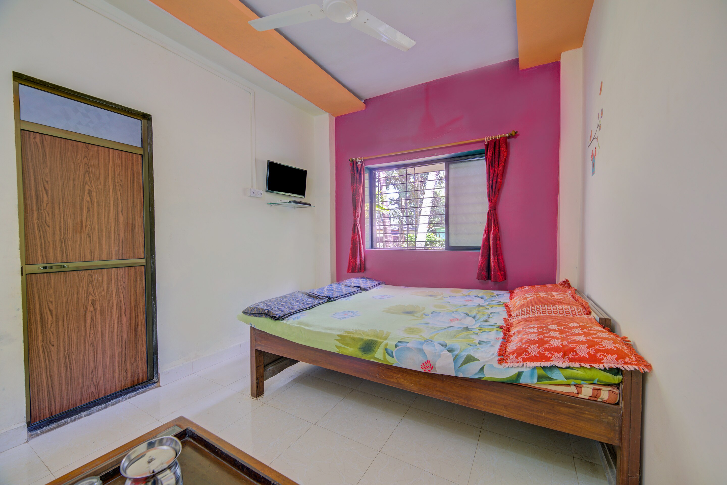 Yashpradha Holiday Home  - Tap to explore photos