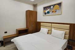 The Mor Mukut INN, Vrindavan