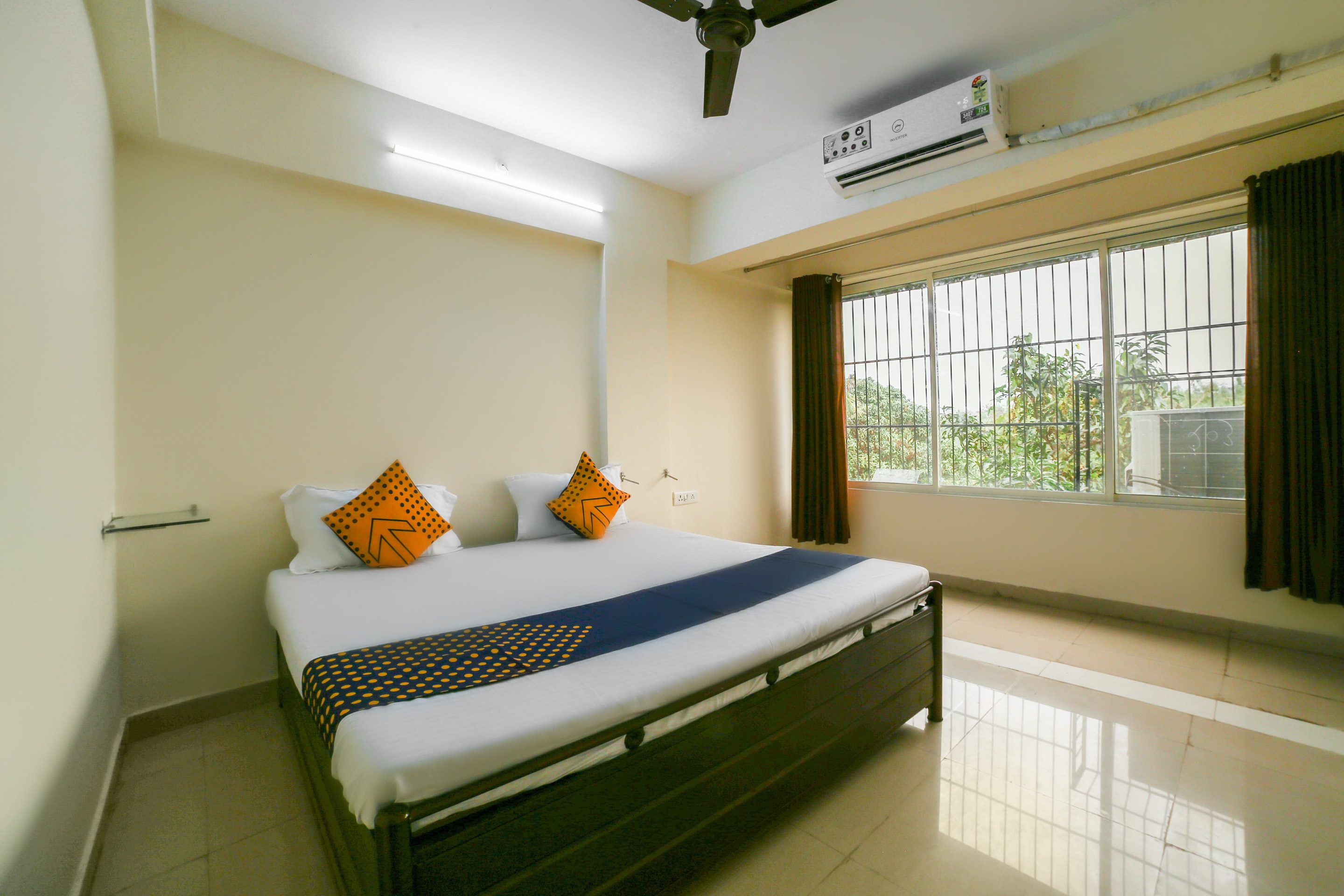 Hotel O Megha Villa - Tap to explore photos