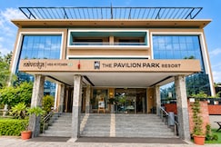 The pavilion park resort, Dhule