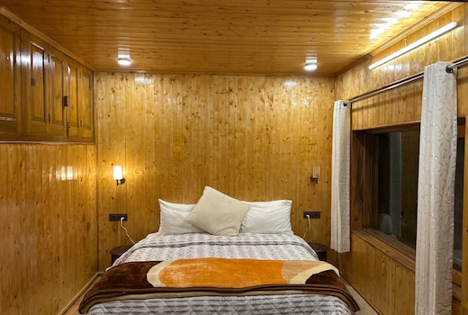 Fern Villas 2 Landour Near Bakehouse