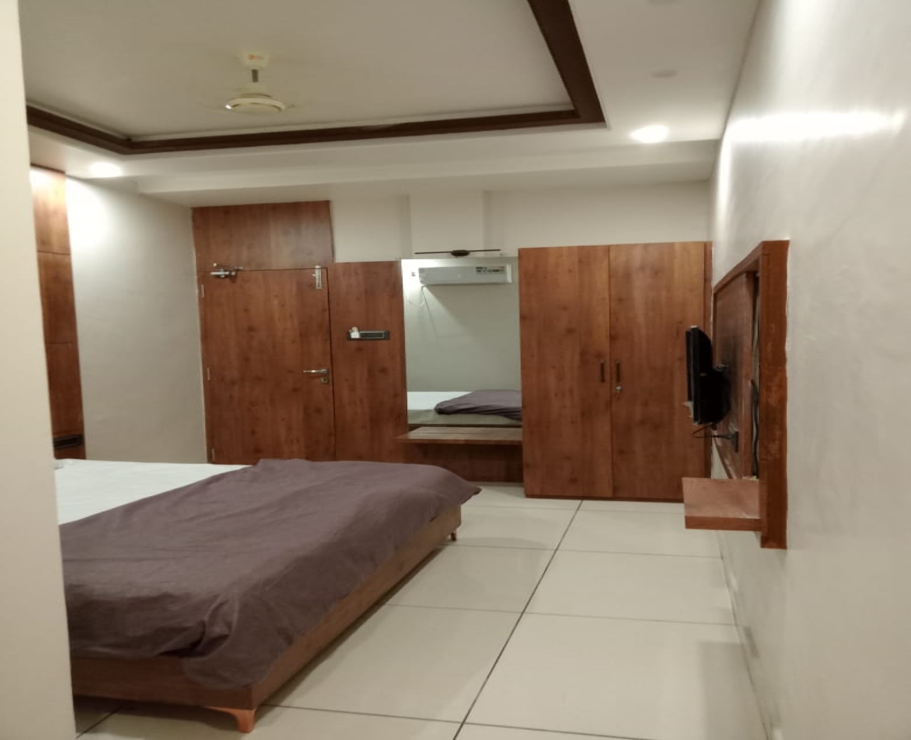 HOTEL SHAN-E-PUNJAB NH53 - Tap to explore photos