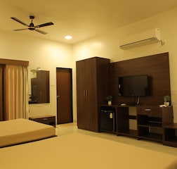 Deluxe AC Room