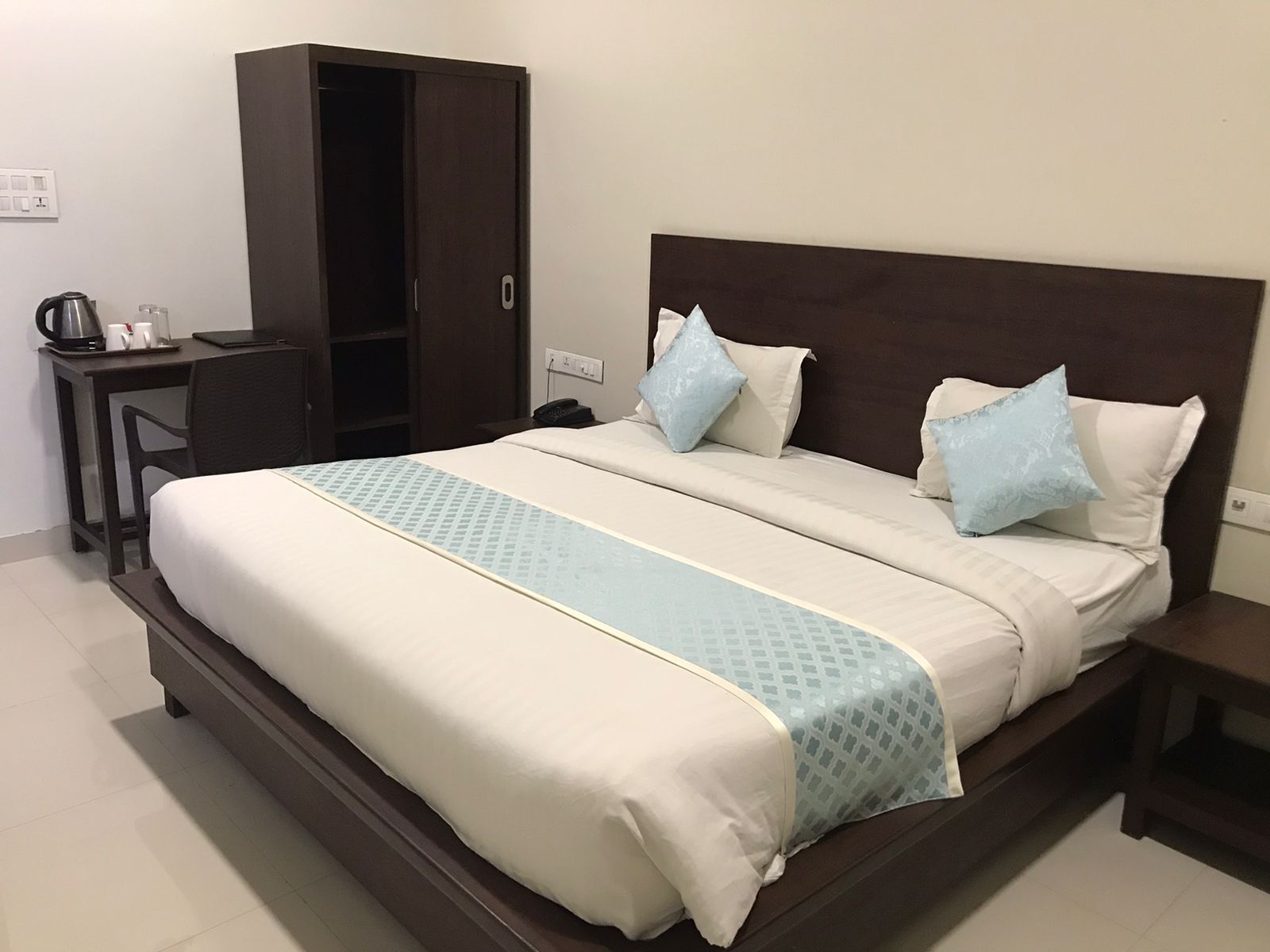 Jeenmount Heritage Boutique Hotel-JLN Marg - Tap to explore photos
