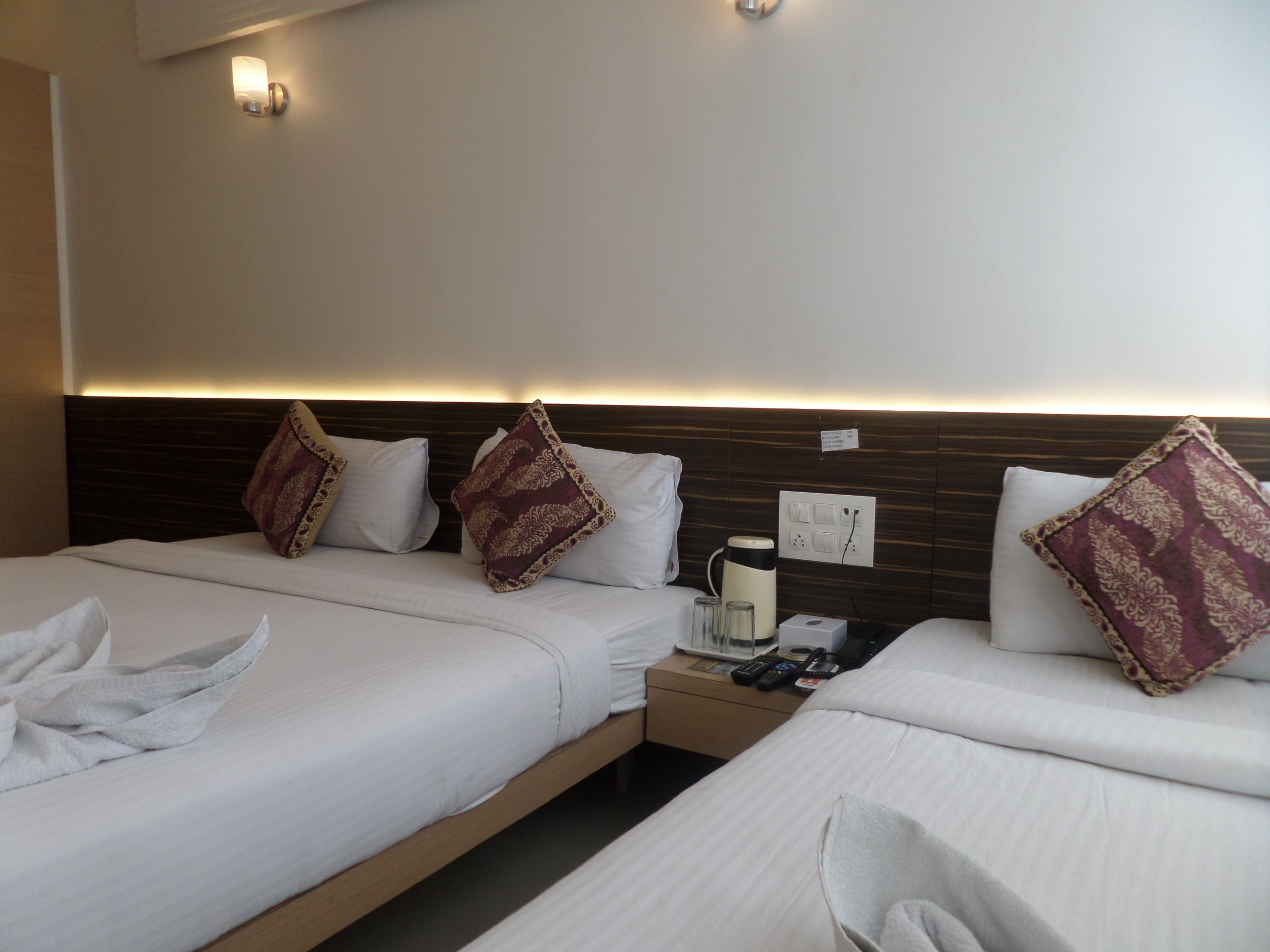 Hotel Saiprasad Executive - Tap to explore photos