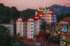 Hotel Grand White near ISBT Shimla, Shimla