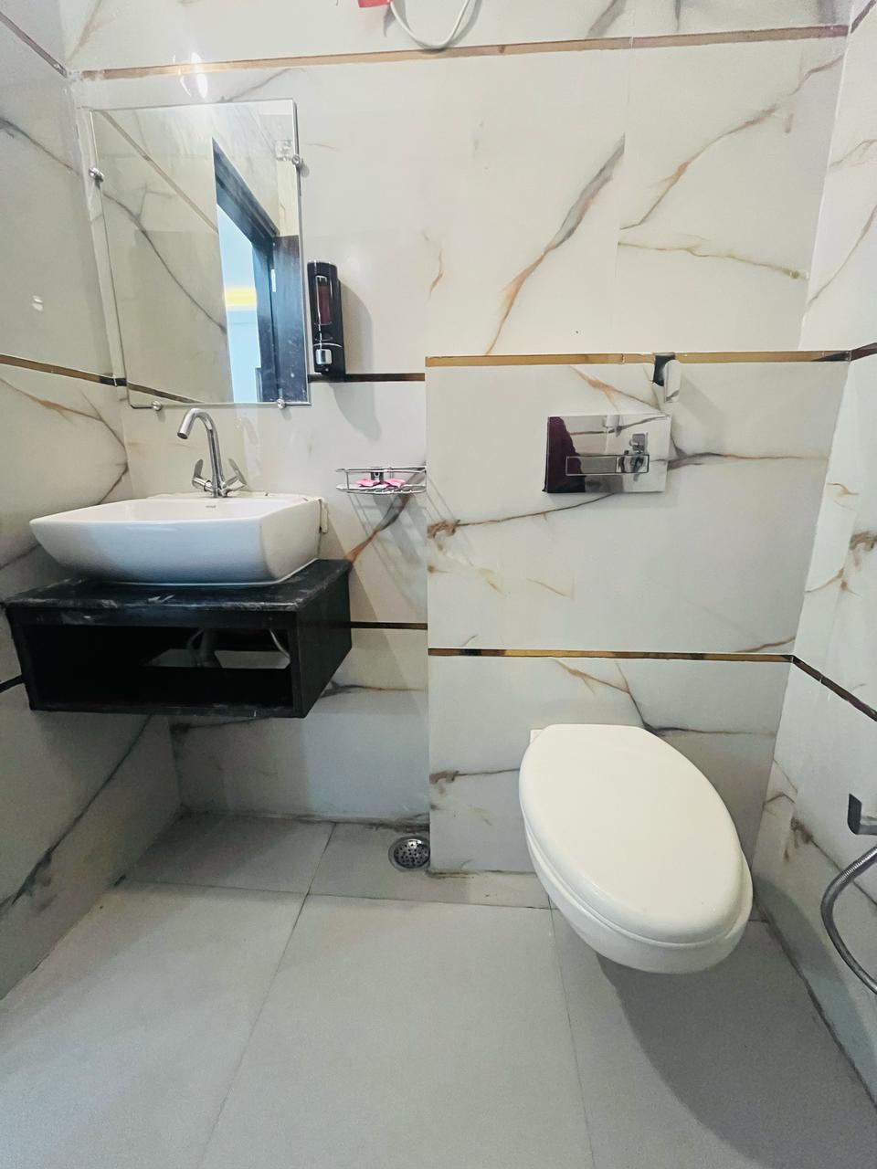 Hotel Mannat Green - Tap to explore photos