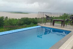 Stone Livenz Villa, Igatpuri