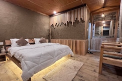 Stones In Clouds, Jibhi